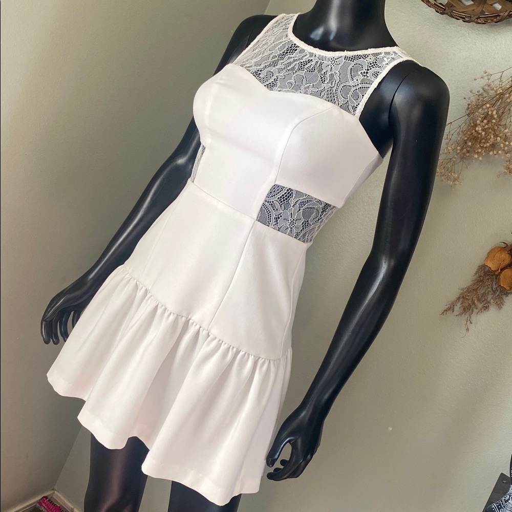 Gianni Bini Lace Detail Dress - Picture 6 of 13